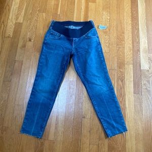 Old Navy maternity jeans